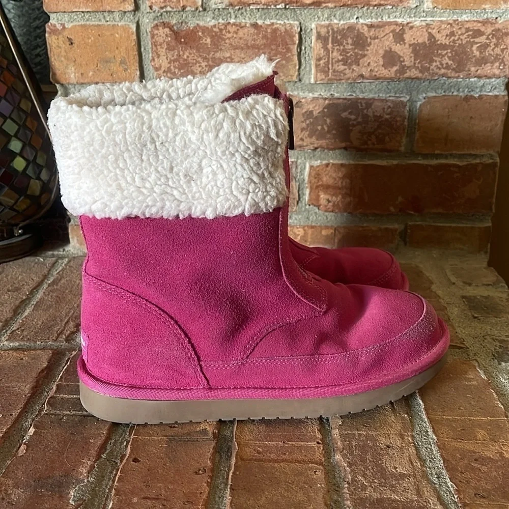 Koolaburra by Ugg Lytta Raspberry Rose Front Zipper Boots